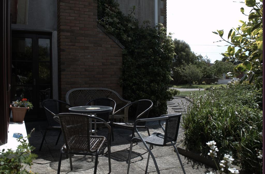 Old Orchard Lodge B&B Rosslare Harbour Exterior foto